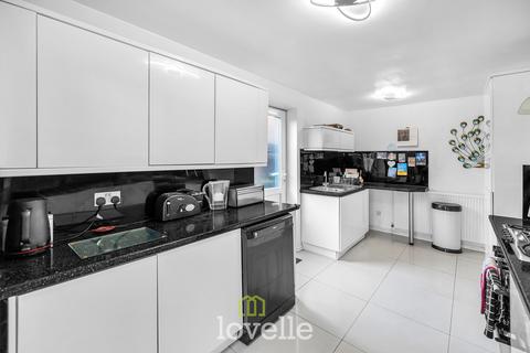 4 bedroom detached house for sale, Wyndham Road, New Waltham DN36