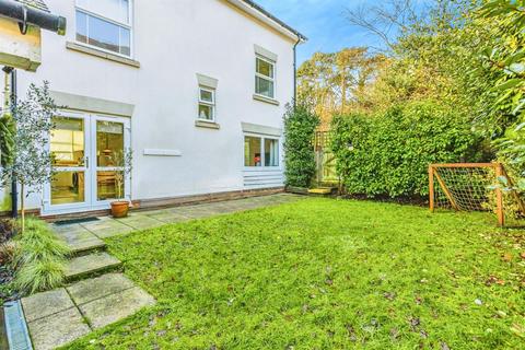 5 bedroom detached house for sale, Trubwick Avenue, Haywards Heath