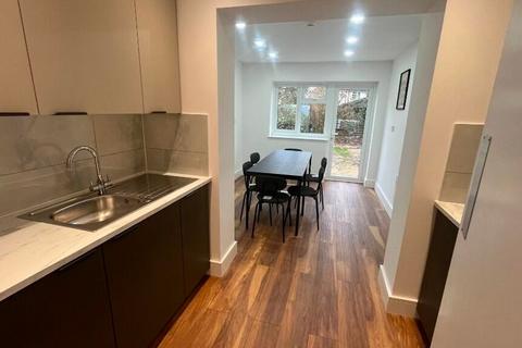 1 bedroom house to rent, Evans Avenue Watford, Hertfordshire WD25