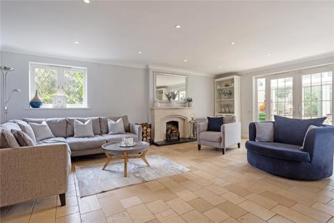 4 bedroom detached house to rent, Southby Drive Fleet GU51