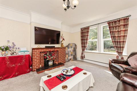 undefined, Station Road, Ferrybridge, Knottingley