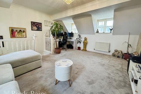 2 bedroom semi-detached house for sale, Upton Rocks Mews, Cheshire WA8