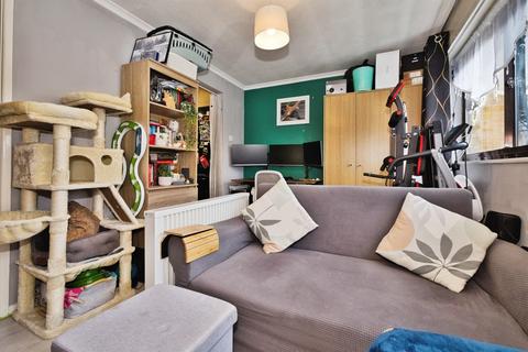 undefined, Ivel Court, YEOVIL