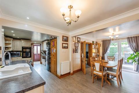 4 bedroom detached bungalow for sale, Woodlands Rise, BRANDON