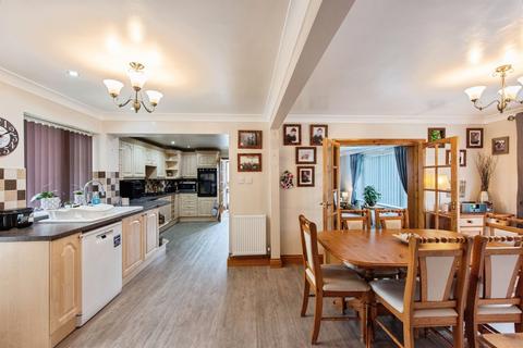 4 bedroom detached bungalow for sale, Woodlands Rise, BRANDON