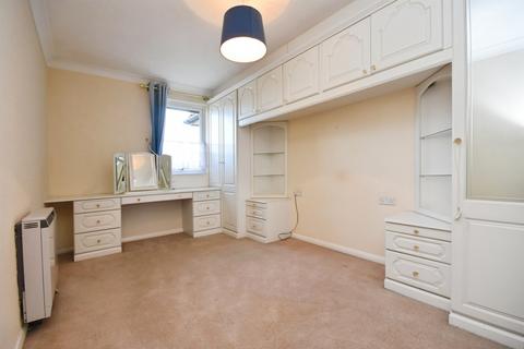 2 bedroom retirement property for sale, Portland Close, Romford