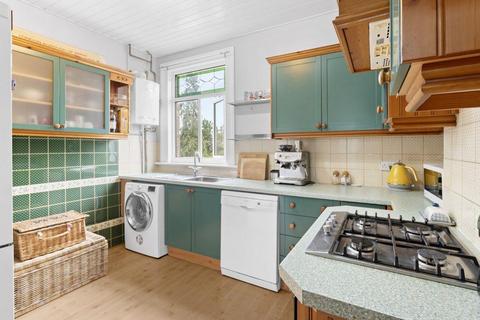 2 bedroom flat for sale, Hindes Road, Harrow