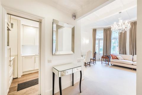2 bedroom apartment to rent, Egerton Gardens, Chelsea, SW3