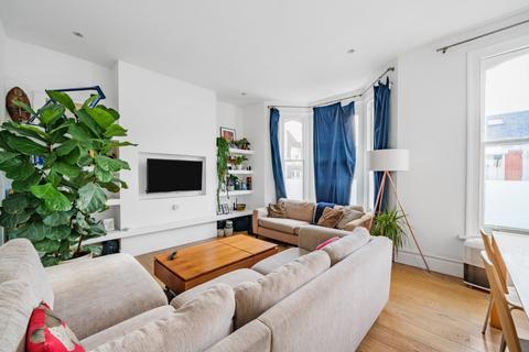 undefined, Narbonne Avenue, London, SW4