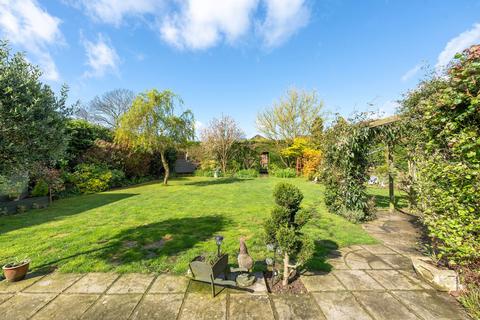 4 bedroom detached house for sale, Blofield Corner Road, Little Plumstead