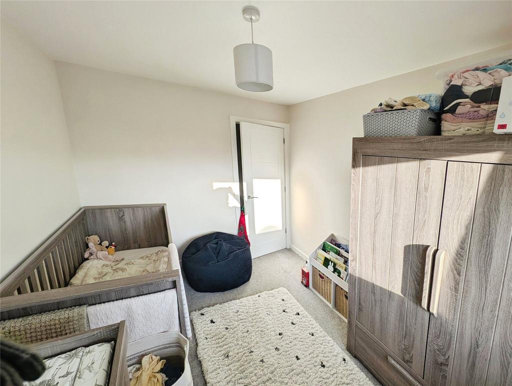 Bedroom 2.2
