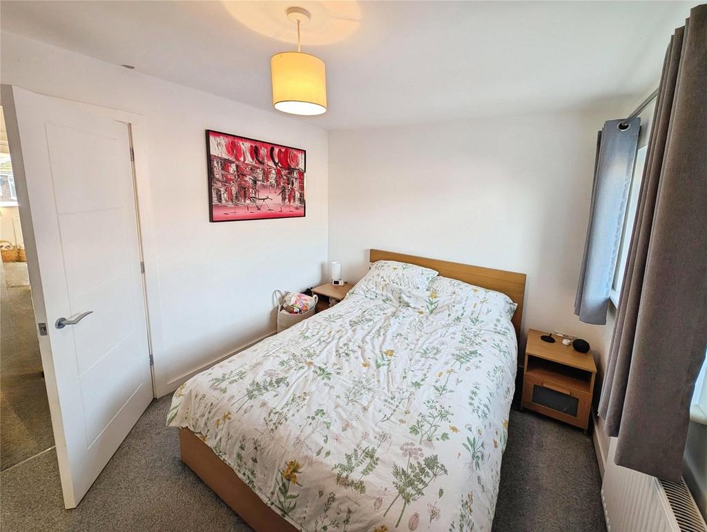 Bedroom 1 . 2