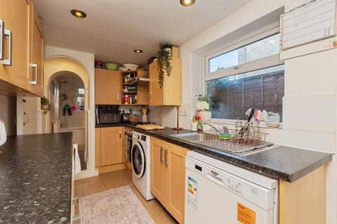 3 bedroom terraced house for sale, Queen Street, Aylesbury