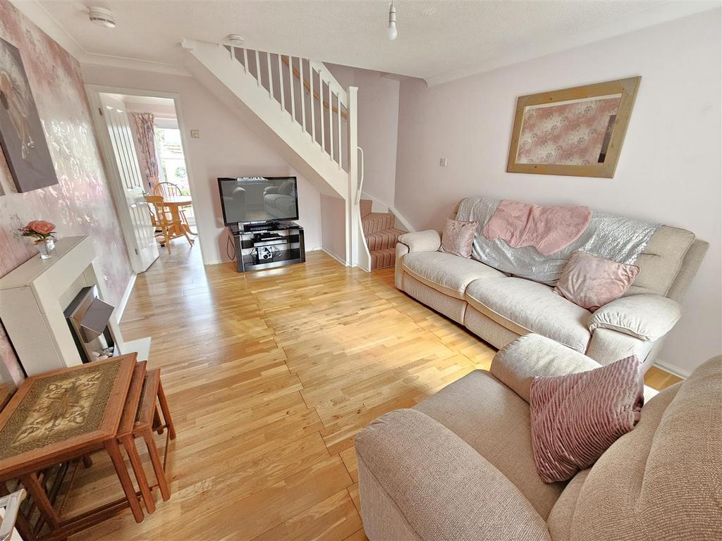 Living Room.jpg