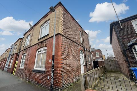 Lewis Street, Eccles, M30