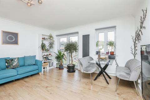 2 bedroom flat for sale, Wherry Road, Norwich