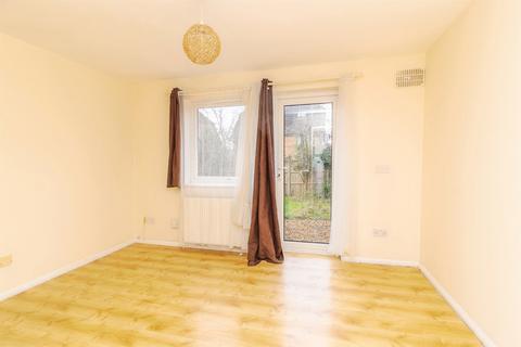 1 bedroom maisonette for sale, Huckleberry Close, Walnut Tree, Milton Keynes