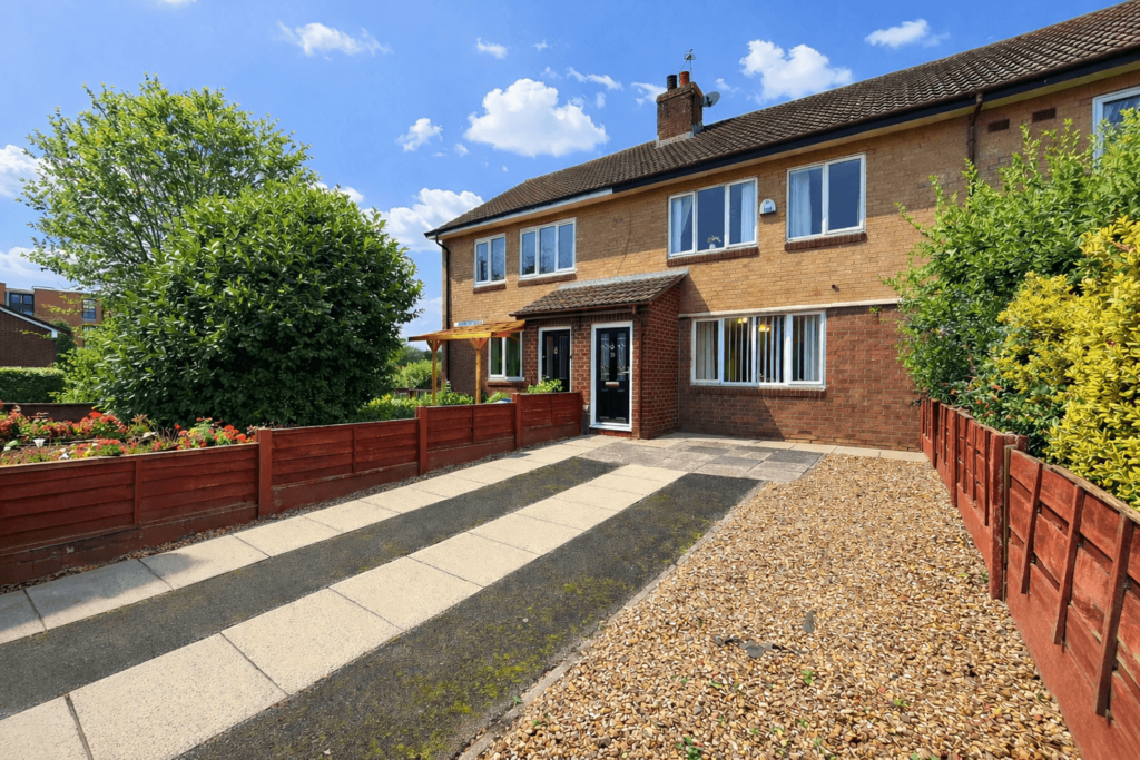 3 Bedroom Terraced for Sale