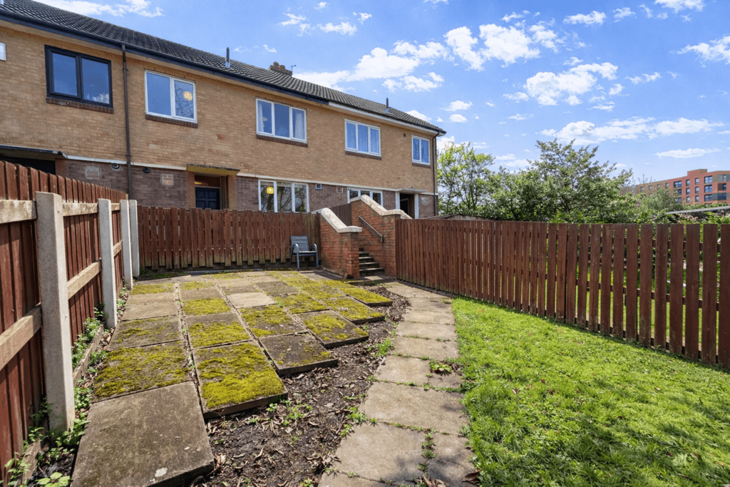 Rear Garden/Aspect