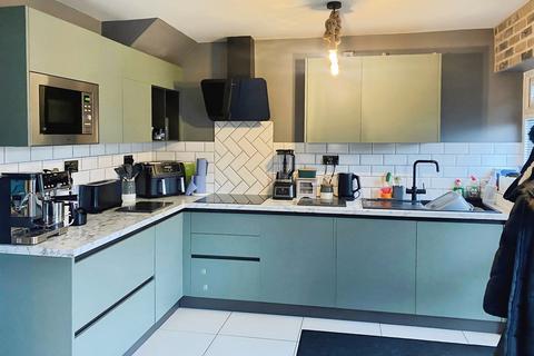 undefined, Nettleton Court, Leeds