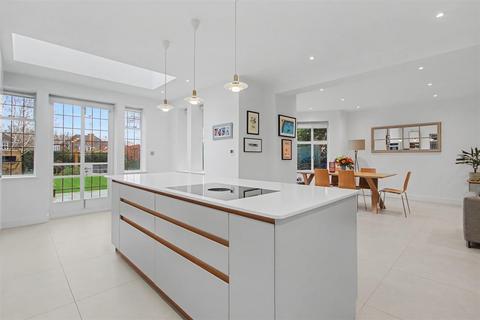 5 bedroom house for sale, Middleway, Hampstead Garden Suburb, NW11 6SN