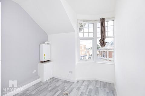 2 bedroom apartment to rent, Southbourne Grove, Bournemouth, BH6 3