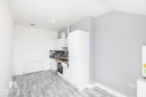 2 bedroom apartment to rent, Southbourne Grove, Bournemouth, BH6 3