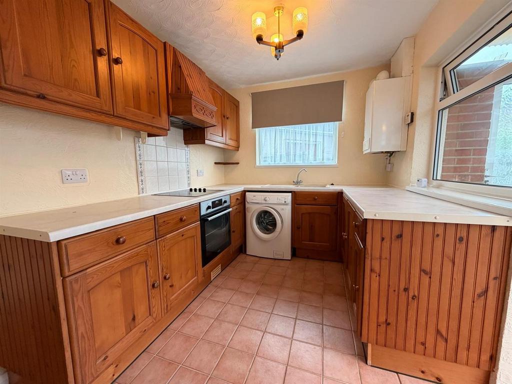 Kitchen 3.jpeg