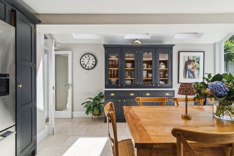 5 bedroom semi-detached house for sale, Lynette Avenue, London, SW4