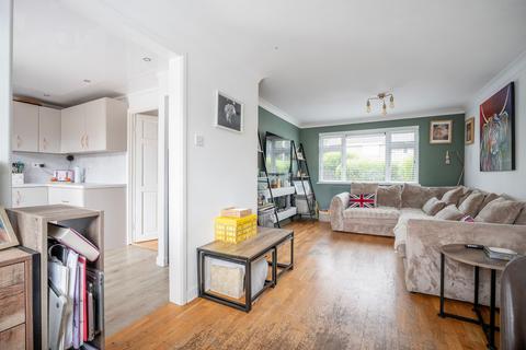 3 bedroom end of terrace house for sale, Almond Road, Gorleston