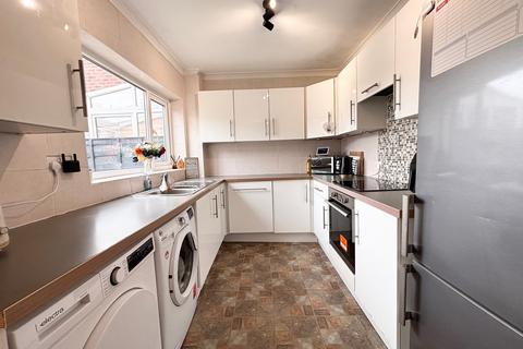 3 bedroom semi-detached house for sale, Lymefield Drive, Manchester M28