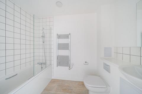 1 bedroom flat to rent, Bowline Street, Barking, IG11