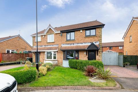 3 bedroom semi-detached house for sale - Ashley Close, Killingworth, NE12