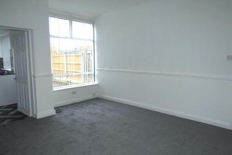 3 bedroom semi-detached house to rent, Manchester Road, Manchester M34