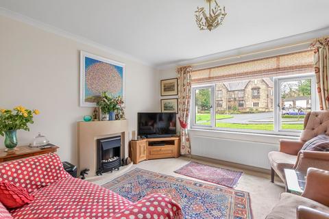2 bedroom terraced house for sale, Wells Road, Ilkley, West Yorkshire, LS29