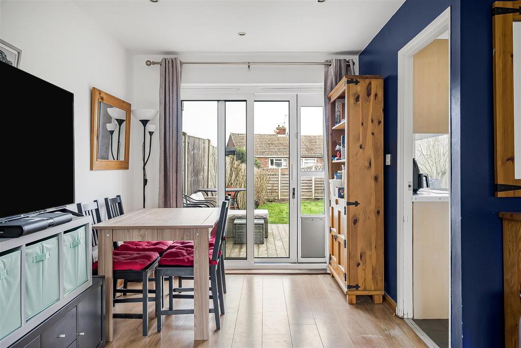 Living/Dining Room