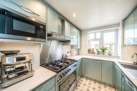 2 bedroom flat for sale, Thomas House, London SW4