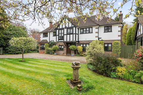 4 bedroom detached house for sale, How Lane, Chipstead