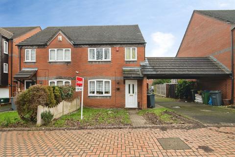 3 bedroom semi-detached house for sale, Beatrice Walk, Tividale, Oldbury