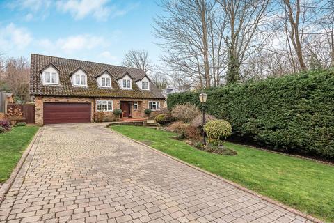 5 bedroom detached house for sale, Bradgate Close, Cuffley, Potters Bar