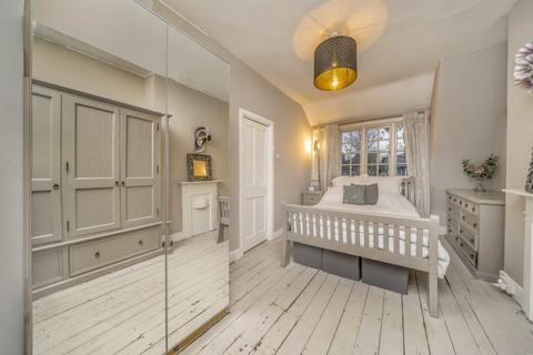 2 bedroom house for sale, Neville Road, London W5