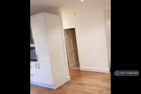 1 bedroom flat to rent, Ash Grove, Bromley, SE20