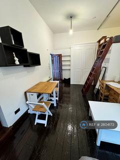 1 bedroom flat to rent, Camden High Street, London, NW1