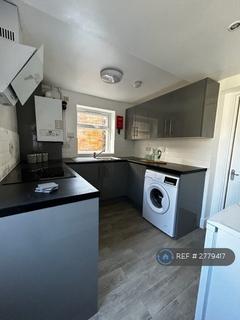 4 bedroom terraced house to rent, Ryecroft St, Gloucester, GL1