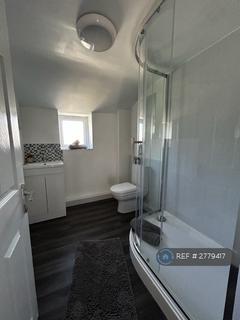 4 bedroom terraced house to rent, Ryecroft St, Gloucester, GL1