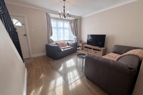 3 bedroom terraced house for sale, Varley Road, Canning Town, London, E16