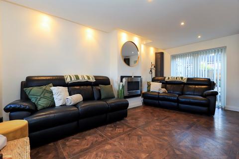 2 bedroom semi-detached house for sale, Lewis Avenue, Eastfield, Wolverhampton