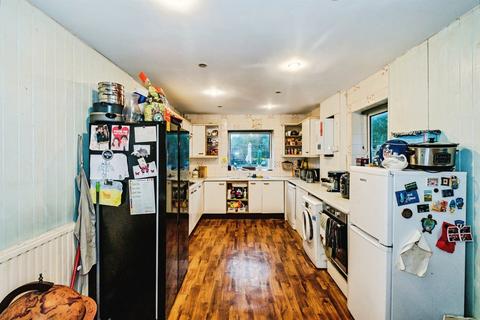 3 bedroom terraced house for sale, Canterbury Road, Worthing