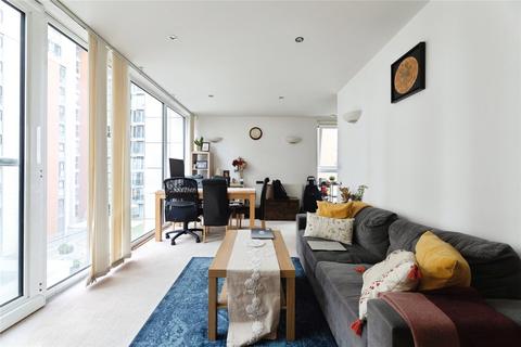 1 bedroom flat to rent, Western Gateway, London, E16