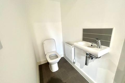 undefined, Draper Close, Radcliffe-on-Trent, Nottingham, Nottinghamshire, NG12